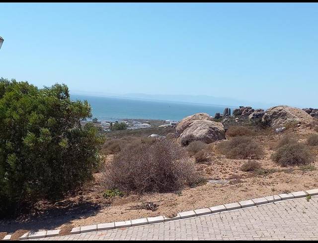 LAND FOR SALE IN DA GAMA BAY